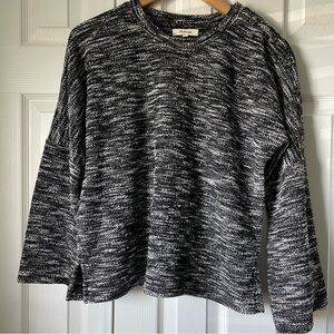 Madewell Button Shoulder Long Wide Sleeve Knit Sweater Marble Black white  Sz S.